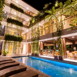 Tanaga Coliving Seminyak (Bali)