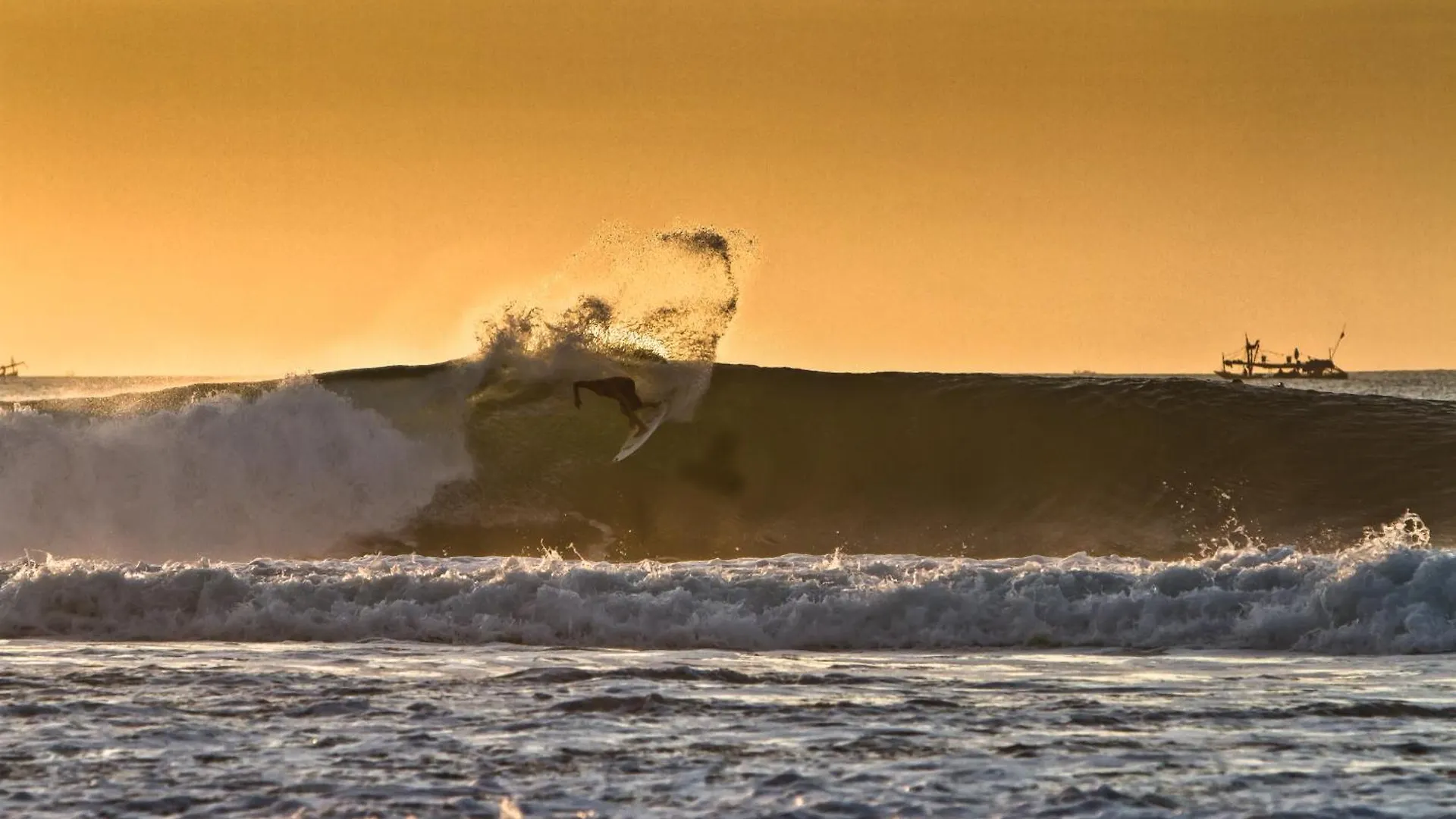 The Green Room Seminyak 3*,
